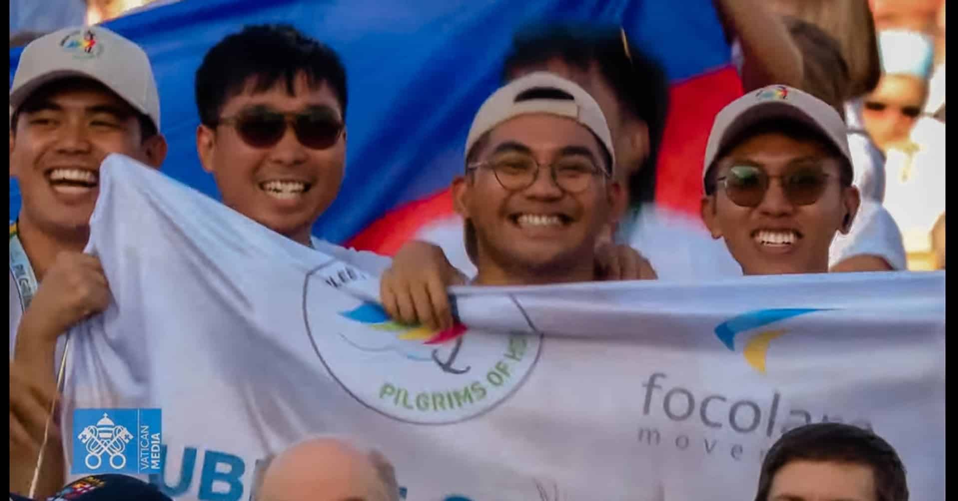 Focolare youth at St. Peter's Square