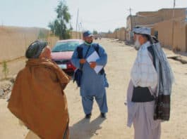 Polio workers distribute soap and information in fight against covid-19